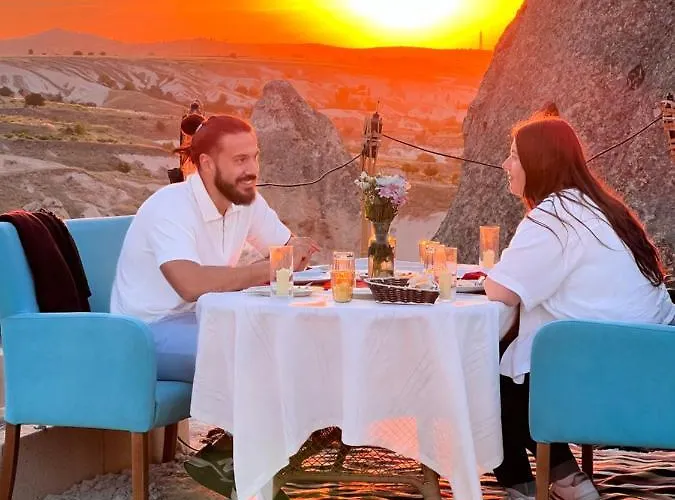 Anatelein Cave Szálloda 4*