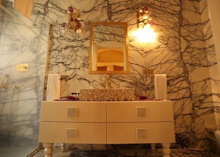 Anatelein Cave Üçhisar